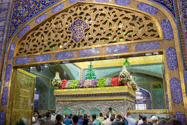 ویدیو | روایت ناب خطاطی در حرم مطهر رضوی
