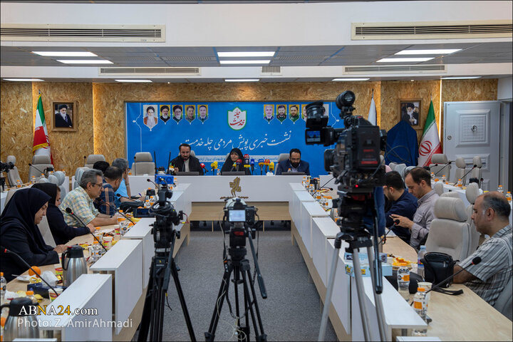 در یادمان شهدای هفت تیر