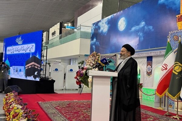 Hojat-ol-Islam Navab urges pilgrims to embrace spiritual reflection