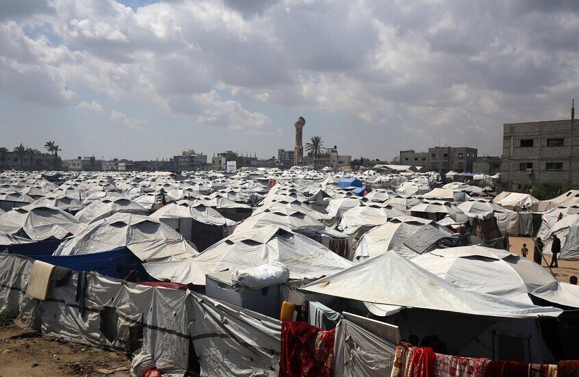مدير مجمع الشفاء الطبي في غزة: الأوضاع الطبية كارثية وانهيار كامل للمراكز الصحية في القطاع