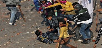 Analysis: Indian Muslims falling victim to Hindu and Takfiri radicalism