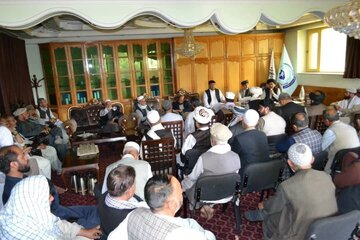 دیدار نمایندگان ناحیه دهم کابل با مسئولان کمیسیون عالی شیعیان افغانستان