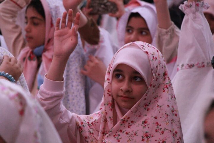Photos: Special ceremony of Hazrat Masoumeh birth anniversary and Friday prayer for girls held in Zanjan