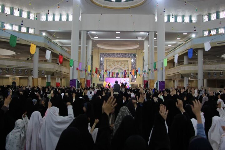 Photos: Special ceremony of Hazrat Masoumeh birth anniversary and Friday prayer for girls held in Zanjan