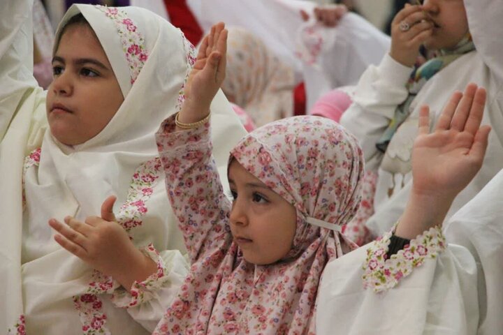 Photos: Special ceremony of Hazrat Masoumeh birth anniversary and Friday prayer for girls held in Zanjan