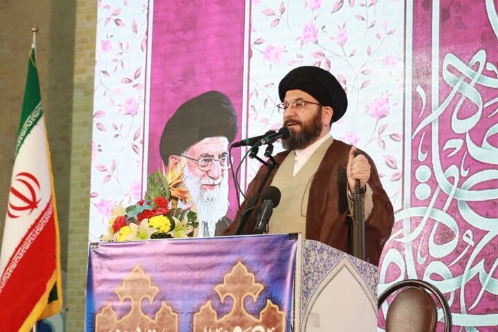 Photos: Special ceremony of Hazrat Masoumeh birth anniversary and Friday prayer for girls held in Zanjan