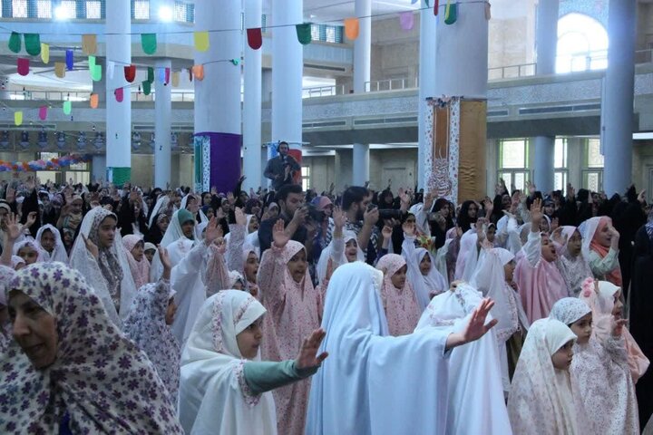 Photos: Special ceremony of Hazrat Masoumeh birth anniversary and Friday prayer for girls held in Zanjan