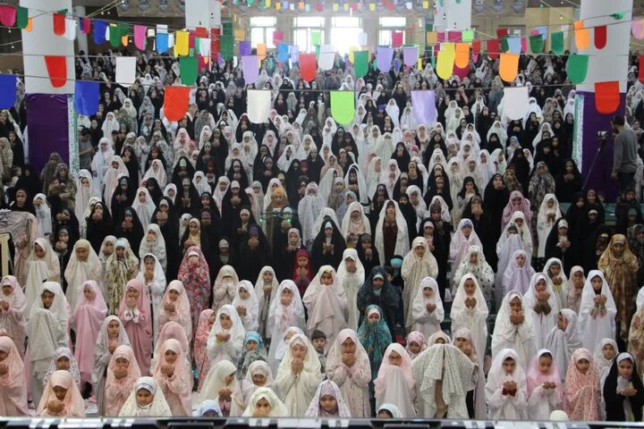 Photos: Special ceremony of Hazrat Masoumeh birth anniversary and Friday prayer for girls held in Zanjan