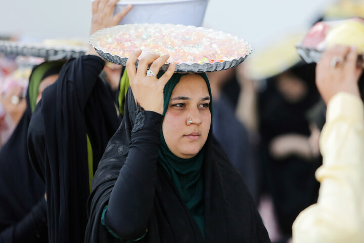 Photos: Traditional "Tabaq Dastarkhwan" ceremony held at Astan Quds Razavi