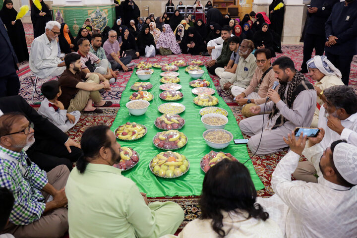 Photos: Traditional "Tabaq Dastarkhwan" ceremony held at Astan Quds Razavi