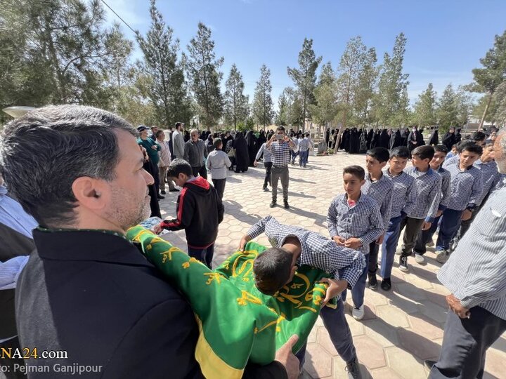 Photos: Iran's Nain hosts Caravan "Under Shade of Sun"