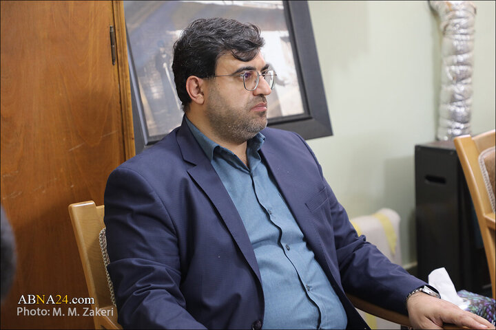Raporê Wêne: Civînê Endamên Rêveberiya "Wîkî Şîa" bi Nûnerê Ayetullah Sîstanî li Îranê