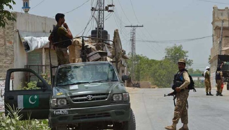 پاکستان: مچ - بلوچستان میں کالعدم بی ایل اے کے دہشتگردوں کا حملہ، 7 پاکستانی سیکیورٹی اہلکار جان بحق پاکستان: مچ - بلوچستان میں کالعدم بی ایل اے کے دہشتگردوں کا حملہ، 7 پاکستانی سیکیورٹی اہلکار جان بحق
