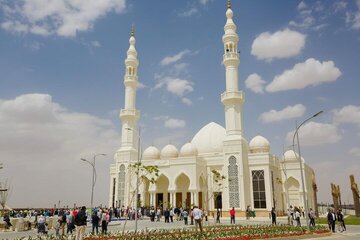 افتتاح مسجد بزرگ «المعز» در شهر «مستقبل» قاهره؛ گامی نو در توسعه شهری یکپارچه