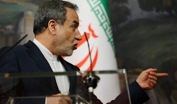 Arakçi: Fars Körfezi'nin adını değiştirmek İran’a hakaret