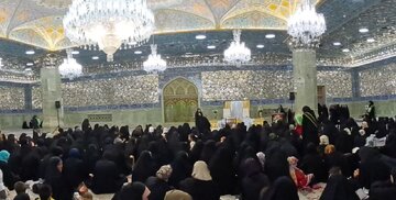 برگزاری گردهمایی سفیران کریمه با حضور گسترده طلاب خواهر بین‌الملل در شهر قم + تصاویر