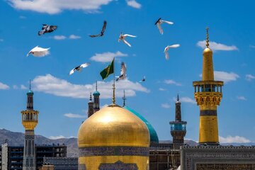 ویدیو | نوای زیبای صلوات خاصه حضرت امام رضا(ع)