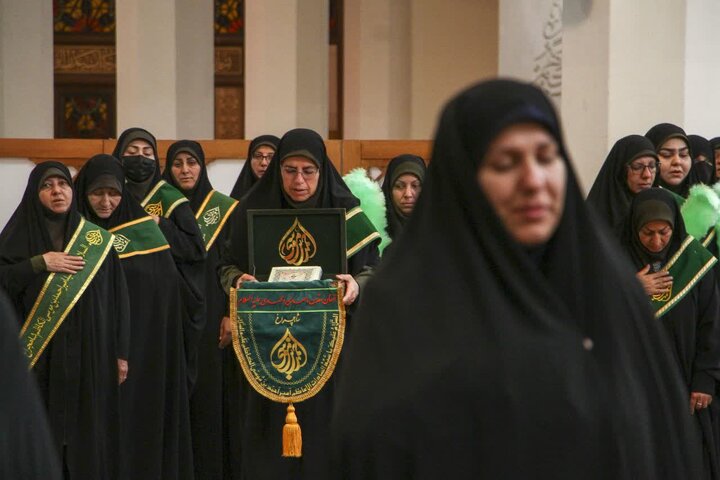 تصاویر| آیین توزیع 20 سری جهیزیه به نوعروسان در حرم مطهر شاهچراغ(ع)