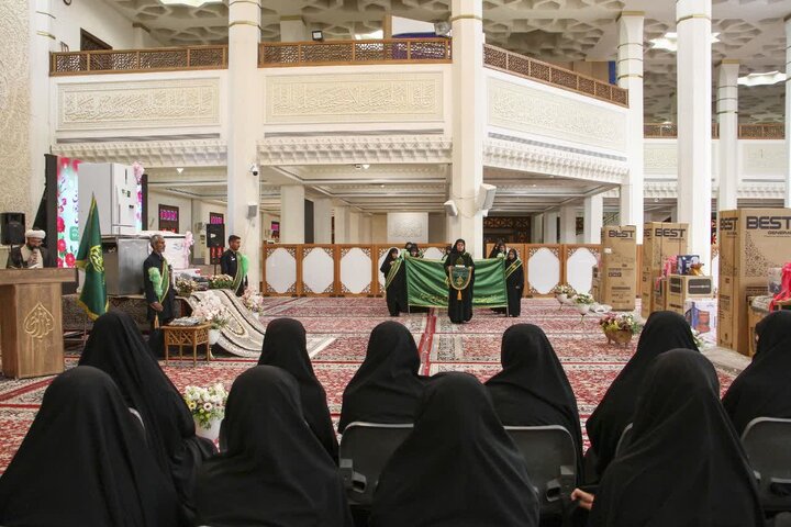 تصاویر| آیین توزیع 20 سری جهیزیه به نوعروسان در حرم مطهر شاهچراغ(ع)