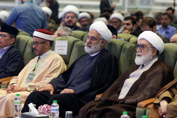 تقرير مصور/ افتتاح مؤتمر الإمام الرضا(ع) الدولي ومشاركة مفكرين من 21 دولة