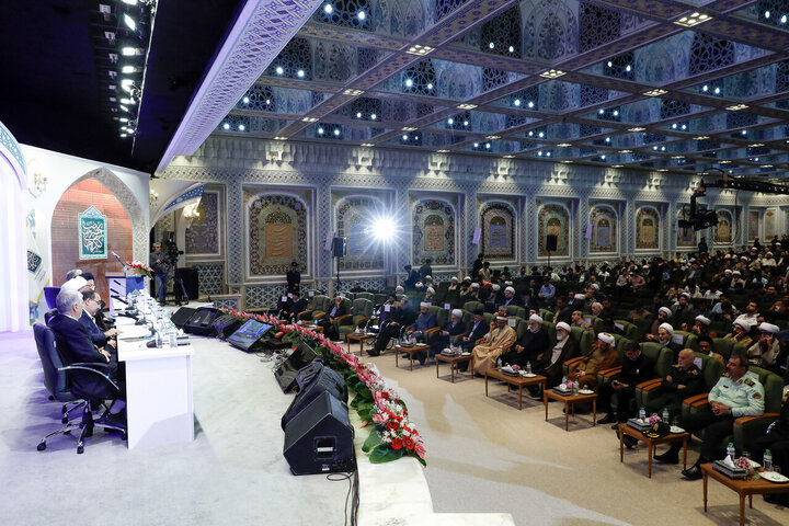 تقرير مصور/ افتتاح مؤتمر الإمام الرضا(ع) الدولي ومشاركة مفكرين من 21 دولة