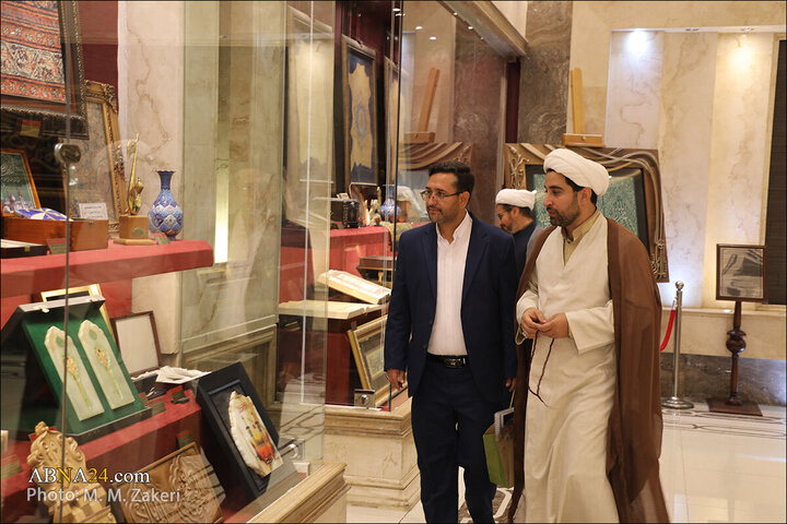 Photos: "WikiShia" managers, researchers visit Imam Ali Museum in Qom