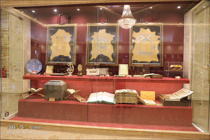 Photos: "WikiShia" managers, researchers visit Imam Ali Museum in Qom