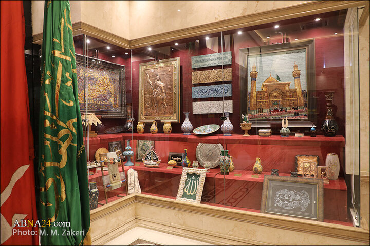Photos: "WikiShia" managers, researchers visit Imam Ali Museum in Qom