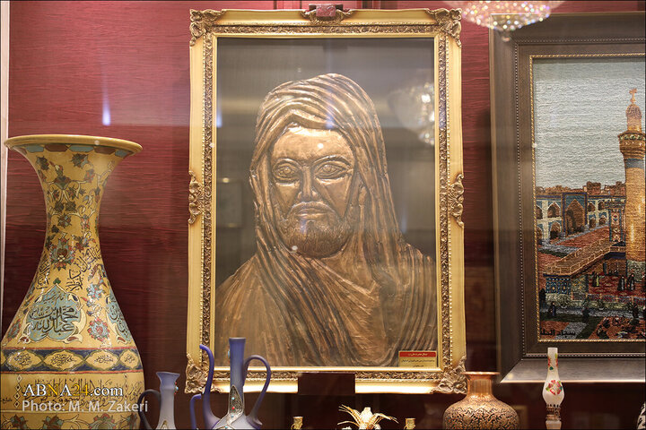 Photos: "WikiShia" managers, researchers visit Imam Ali Museum in Qom