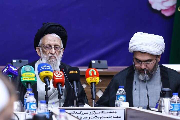 شعار دهه امامت و ولایت ۱۴۰۴ اعلام شد: «امیرالمؤمنین(ع) معیار زندگی، الگوی حکمرانی»/ آیت‌الله دین‌پرور: دهه امامت و ولایت فرصتی برای تحقق عدالت علوی