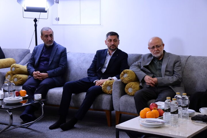 دیدار میهمانان همایش بین‌المللی یکصدمین سال حوزه با آیت‌الله شب‌زنده‌دار