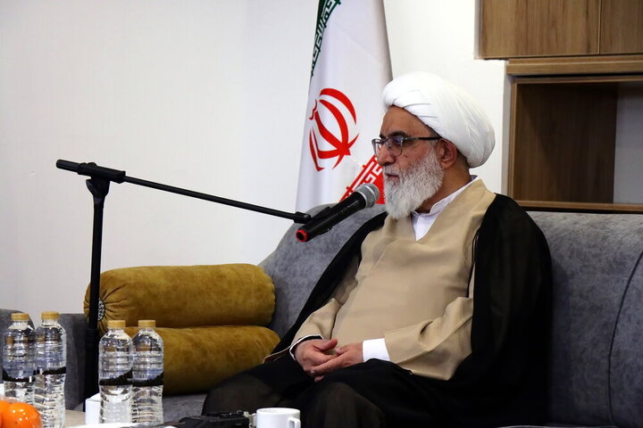 دیدار میهمانان همایش بین‌المللی یکصدمین سال حوزه با آیت‌الله شب‌زنده‌دار