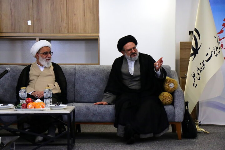 دیدار میهمانان همایش بین‌المللی یکصدمین سال حوزه با آیت‌الله شب‌زنده‌دار