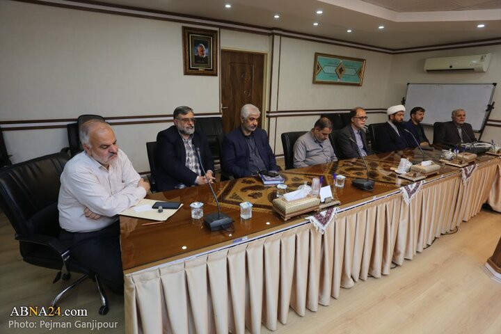 نشست هم اندیشی و تجربه نوردی فعالان قرآنی اصفهان