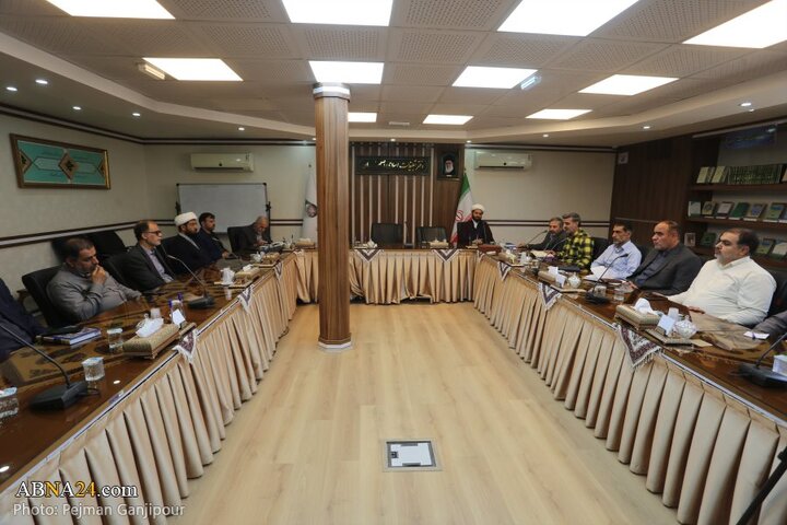 نشست هم اندیشی و تجربه نوردی فعالان قرآنی اصفهان