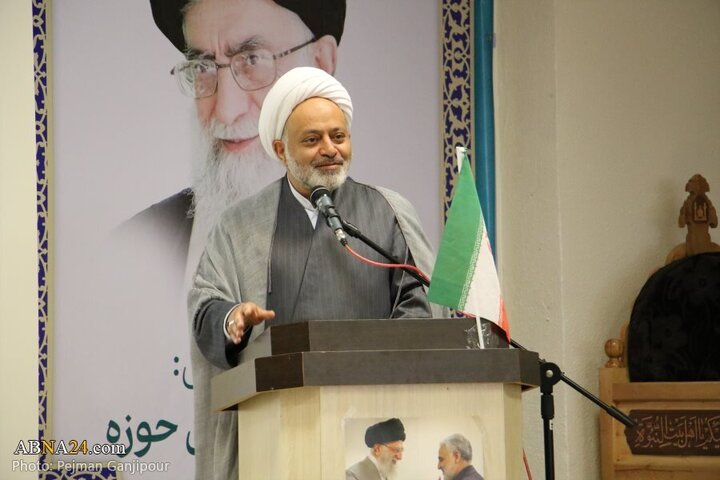 Raporê Wêneyan | Konferansa serhêl ji bo Sadsalî ya Vegerandina Nû ya Xwendegeha Feqîhî ya Qom bi Şêweya Online li Êsfehan