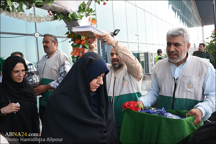 گزارش تصویری | حضور خادمیاران رضوی گیلان در فرودگاه رشت