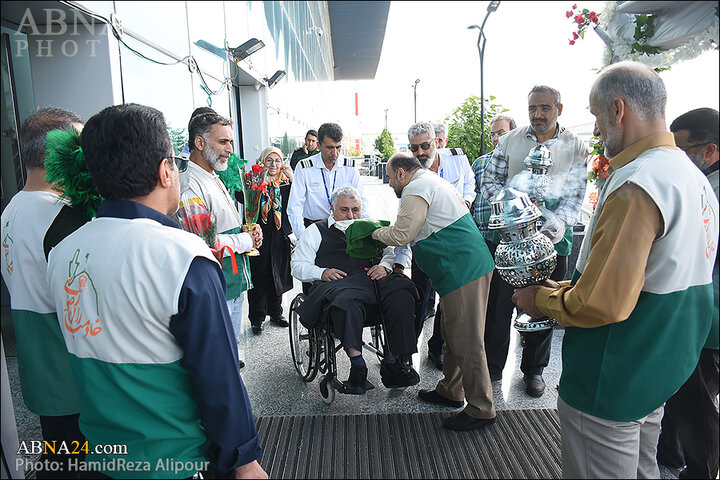 گزارش تصویری | حضور خادمیاران رضوی گیلان در فرودگاه رشت