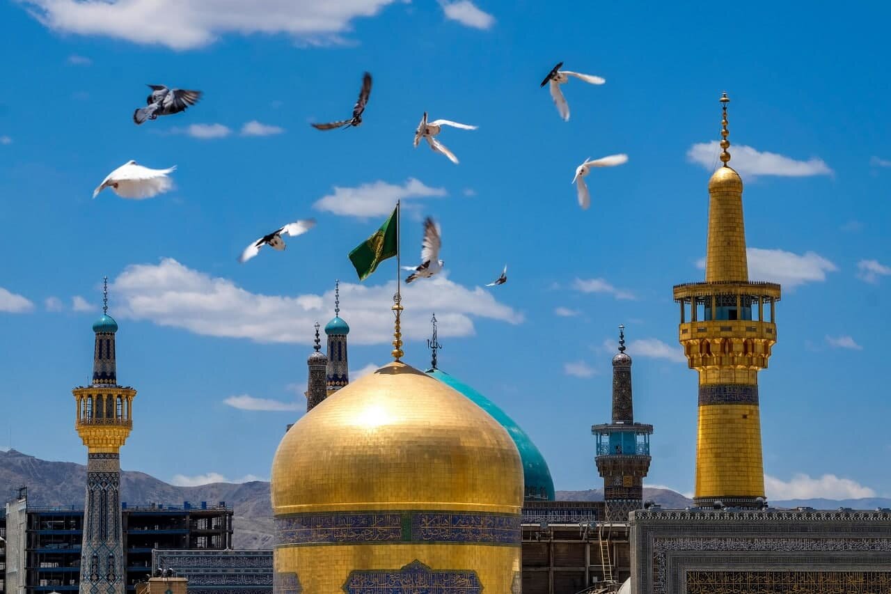 ویدیو | نوای زیبای صلوات خاصه حضرت امام رضا(ع)