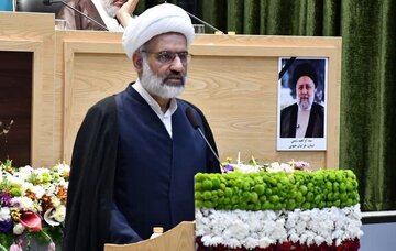 Ulama Alborz: Iran sebagai Pelopor Poros Perlawanan selalu Mendukung Negara-negara Sehaluan