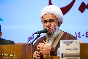 "Ayatollah Ramezani: Chuo cha Dini cha Qom kina uwezo wa kuunda ustaarabu wa Kiislamu / Mapinduzi ya Kiislamu yamebadilisha mlingano wa dunia."