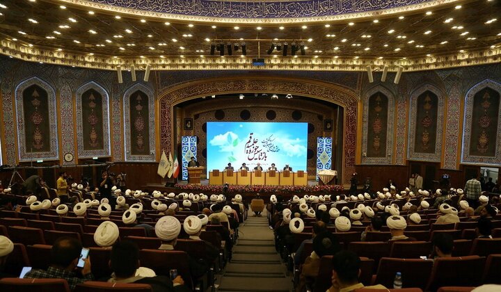 نگاهی به همایش «حوزه و بین‌الملل» در قم؛ تجلی صدای معارف اهل‌بیت(ع) در جهان