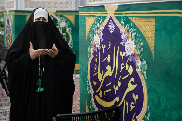 تقرير مصور/ انعقاد مؤتمر أسرة الکرامة العائلي في حرم الإمام الرضا (ع)