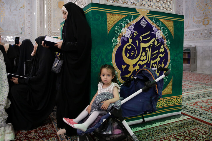 تقرير مصور/ انعقاد مؤتمر أسرة الکرامة العائلي في حرم الإمام الرضا (ع)