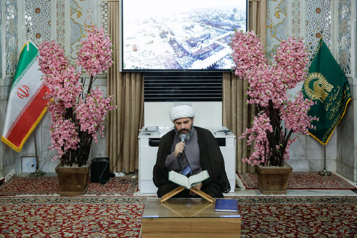 تقرير مصور/ انعقاد مؤتمر أسرة الکرامة العائلي في حرم الإمام الرضا (ع)