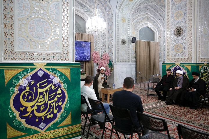 تقرير مصور/ انعقاد مؤتمر أسرة الکرامة العائلي في حرم الإمام الرضا (ع)