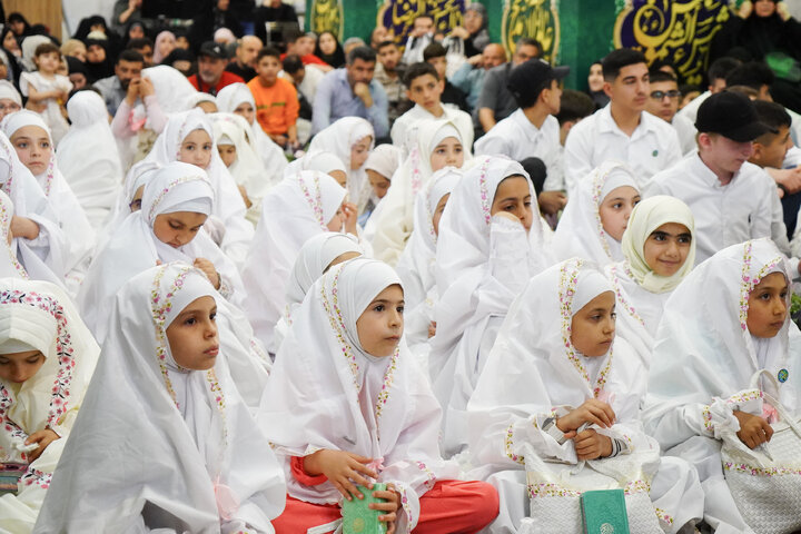 تقرير مصور/ حفل تکلیف الیافعین السوریین في الحرم الرضوي الشریف