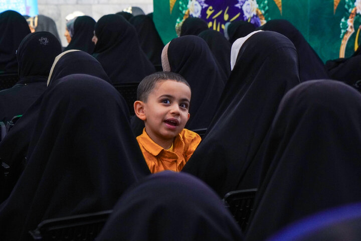 تقرير مصور/ مؤتمر ورثة الکرامة الخاص بالمرأة في حرم الإمام الرضا (ع)