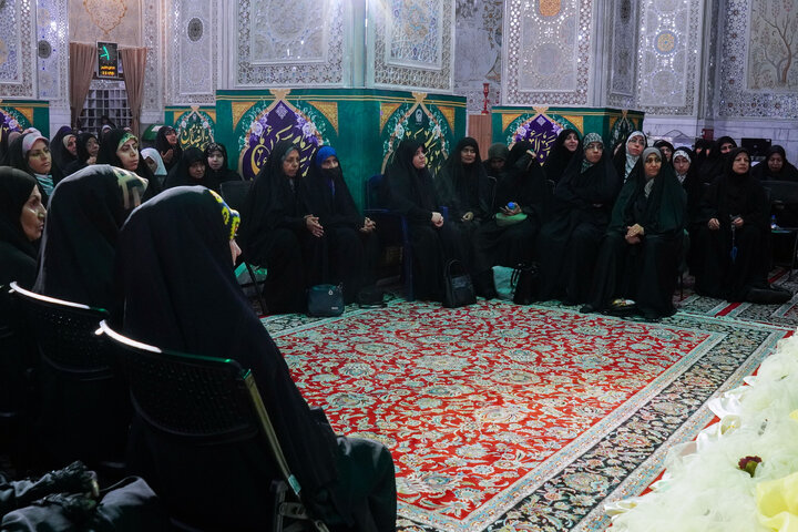 تقرير مصور/ مؤتمر ورثة الکرامة الخاص بالمرأة في حرم الإمام الرضا (ع)