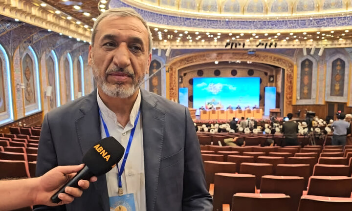 رئیس اتحادیه علمای اهل‌بیت(ع) ترکیه در گفت‌وگو با ابنا: تقابل با استکبار جهانی، محصول حوزه علمیه قم است